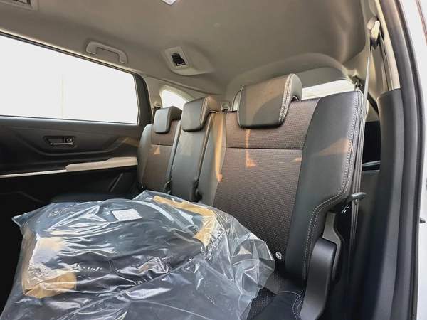 2025 Toyota Veloz GX - GCC Specs - Brand New