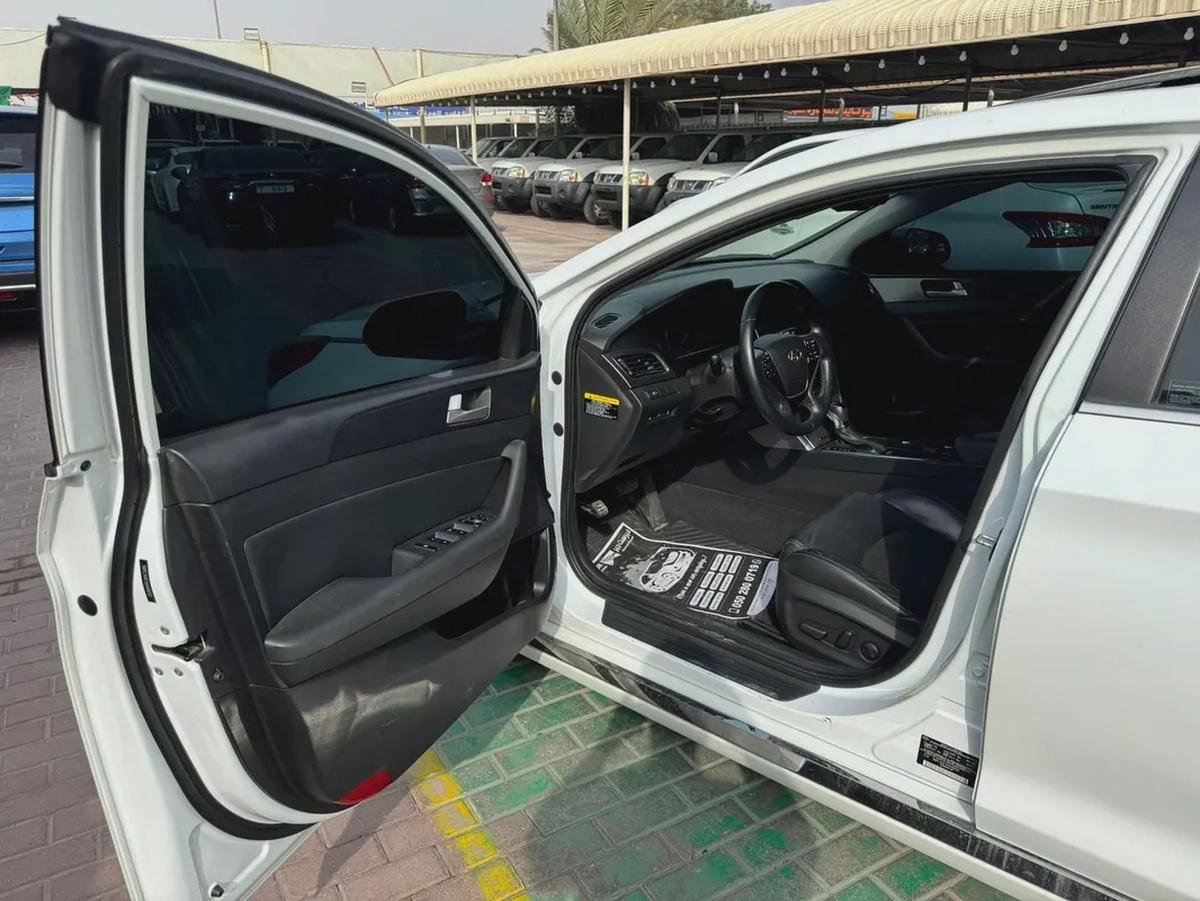 HYUNDAI SONTA SPORT-5-5