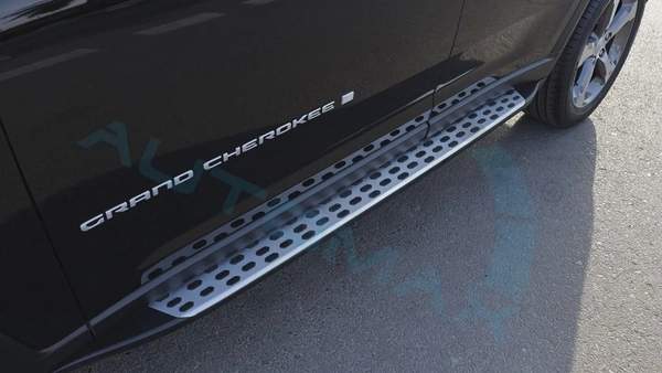 ( Eid al-Adha Offer ) 2025 JEEP GRAND CHEROKEE LIMITED PLUS GCC 0Km With 3 Yrs or 60K Km Warranty