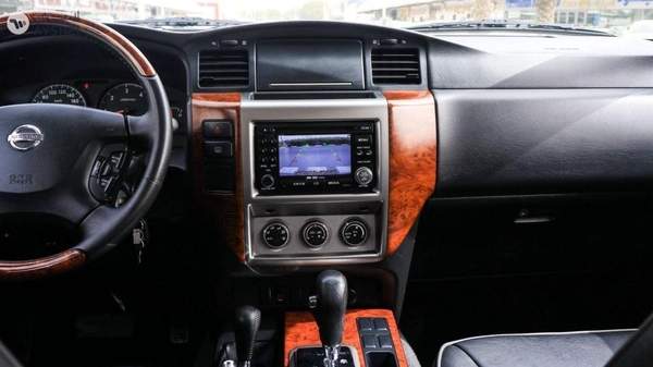 Nissan Patrol Safari