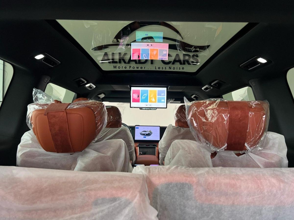 ROX 01 VIP Luxury 6-Seater 2024-23-23