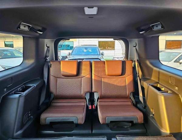 Toyota Prado ADVENTURE TURBO / 2.4L V4 PETROL / MID OPTION / DRIVER POWER SEATS (CODE # PR24S2)