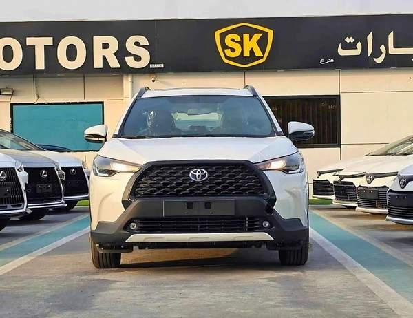 Toyota Corolla Cross HYBRID / FULL OPTION / SUNROOF / LEATHER /17"ALLOY WHEELS (CODE # XLE)