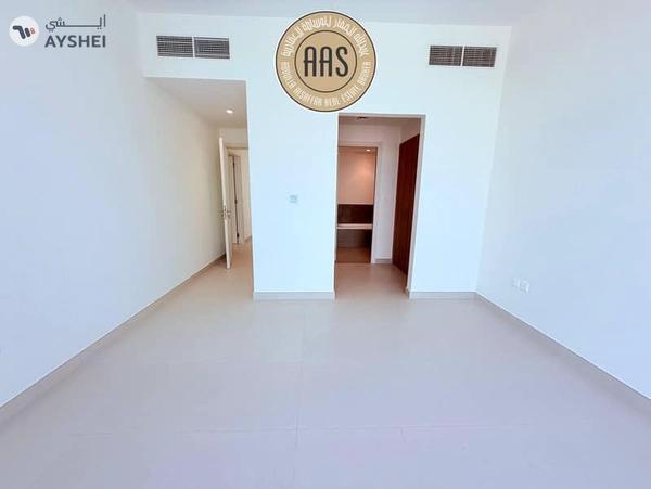 Spacious brand new villa with maid room in Dubai south