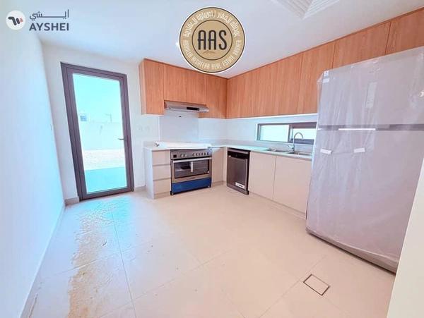 Spacious brand new villa with maid room in Dubai south