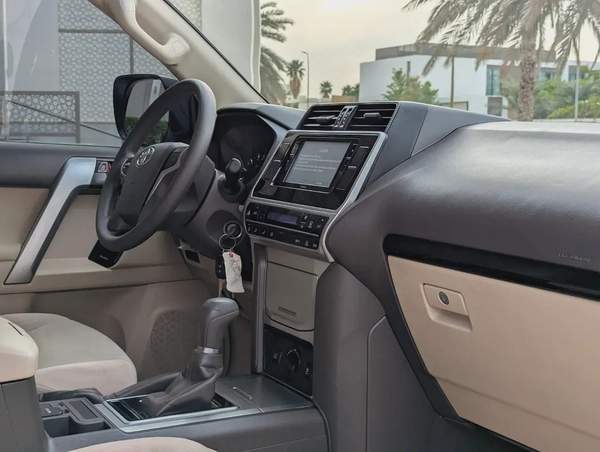 TOYOTA PRADO 2023 V4 2.7L ORIGINAL PAINT ACCIDENT FREE IN EXCELLENT CONDITION