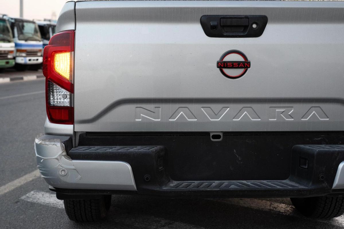NISSAN NAVARA 2.5 DIESEL PRO4X 4X4 AT 2025-4-4