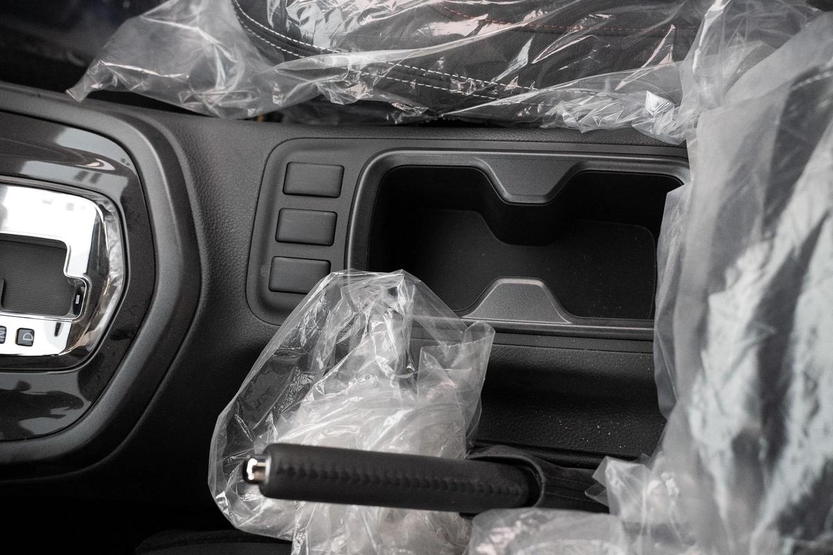 NISSAN NAVARA 2.5 DIESEL PRO4X 4X4 AT 2025-24-24