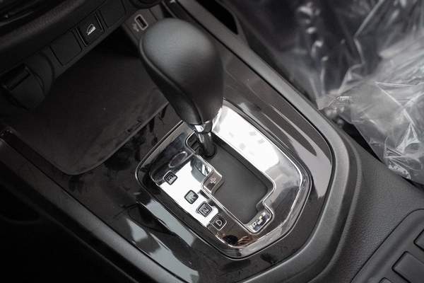 NISSAN NAVARA 2.5 DIESEL PRO4X 4X4 AT 2025