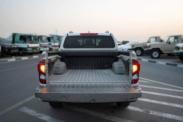 NISSAN NAVARA 2.5 DIESEL PRO4X 4X4 AT 2025
