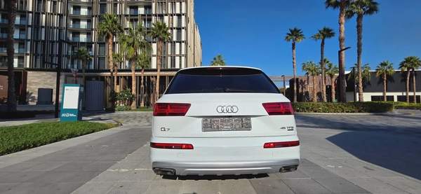 2018 Audi Q7 luxury-Full option-Excellent Condition-Bank Finance Available-1 Free Service