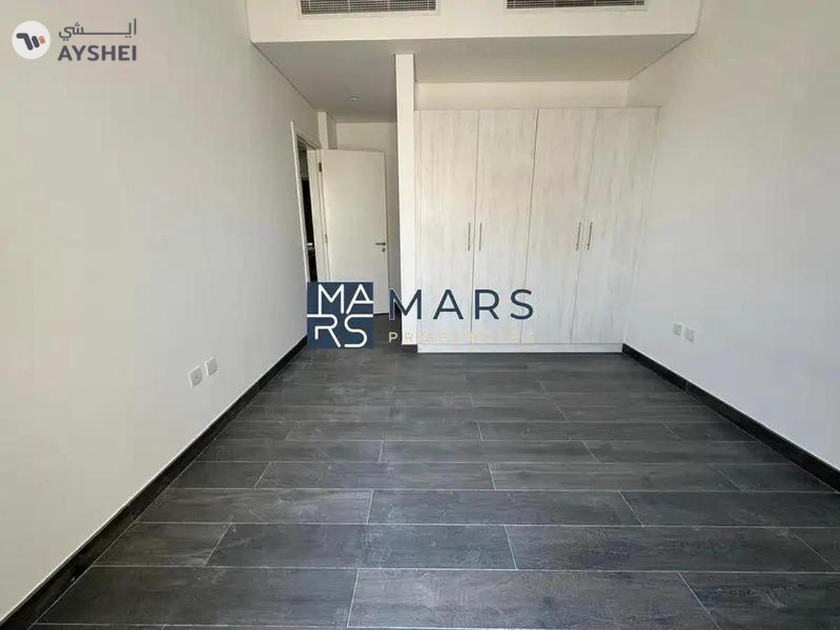 Corner Unit Fully Upgraged In Excellent Community-9-9