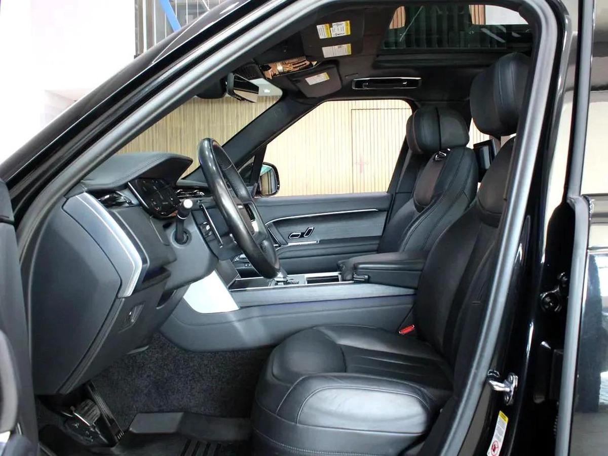 2024 - Range Rover Vouge P550e Hybird-4-4