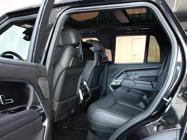 2024 - Range Rover Vouge P550e Hybird