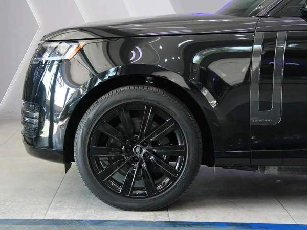 2024 - Range Rover Vouge P550e Hybird