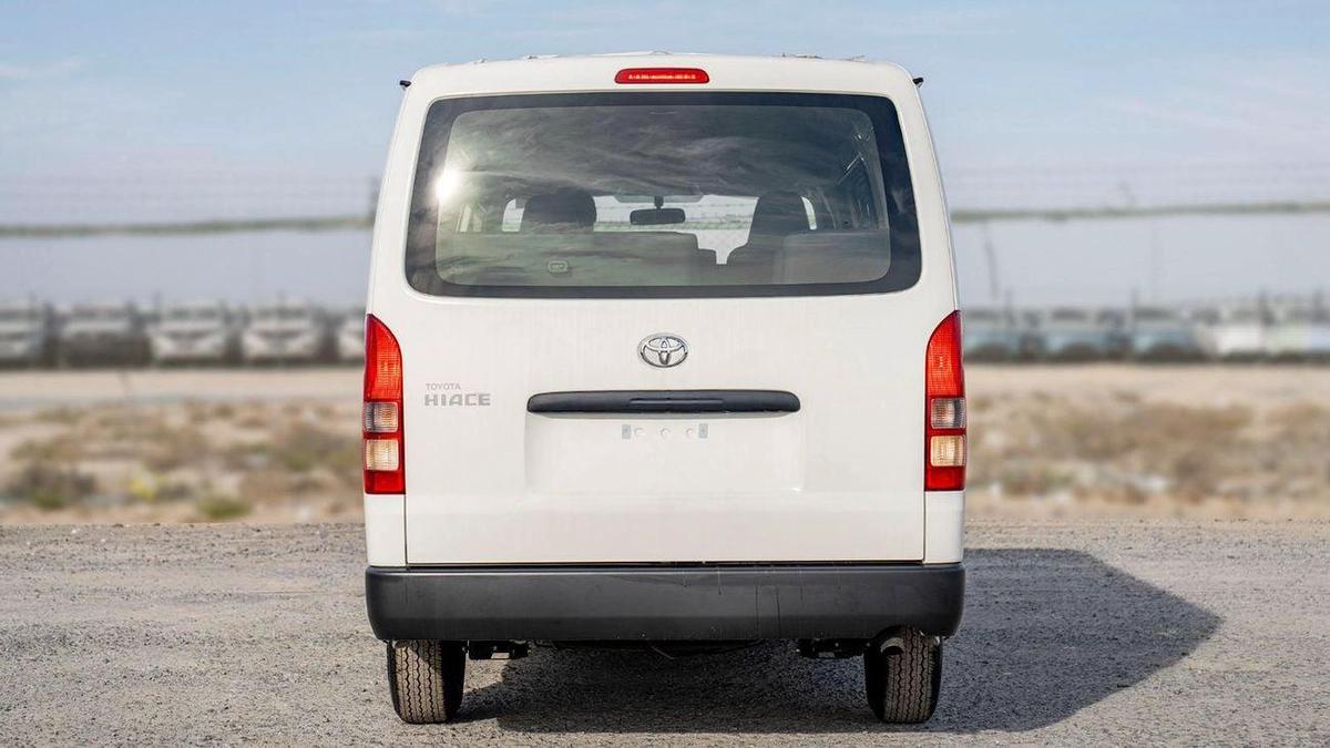 Toyota Hiace MID ROOF 2.7 2025-6-6