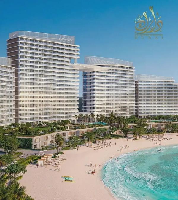 LUXURY LIVING | BEACHFRONT | PRIME LOCATION