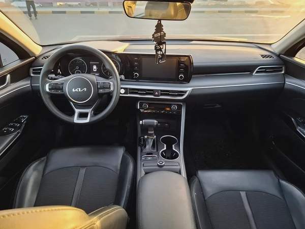 كيا K5 2024 وارد بحالة ممتازة