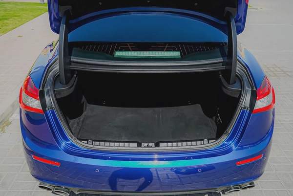 Maserati Ghibli 2015