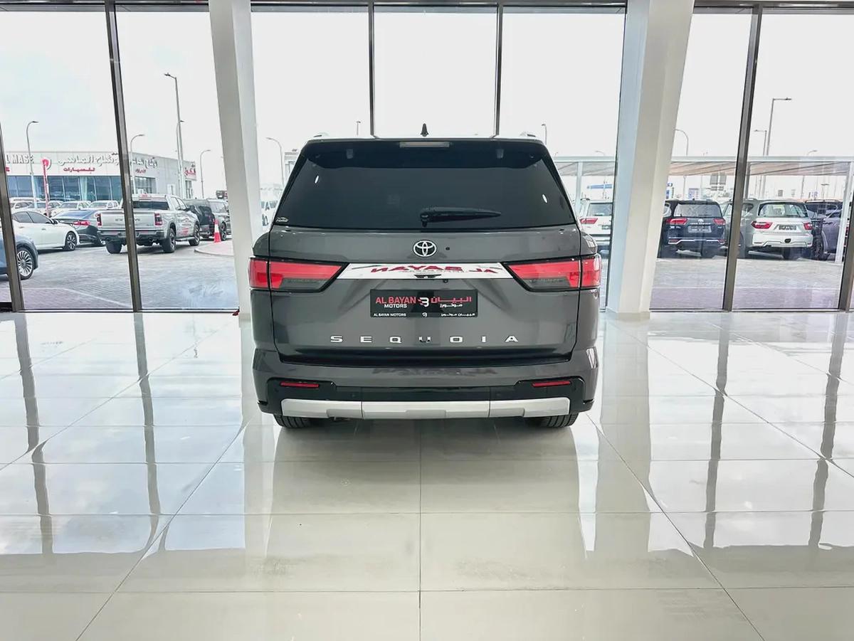 تويوتا سيكويا LIMITED HYBRID IFORCE MAX رمادي / اسود 2023-5-5
