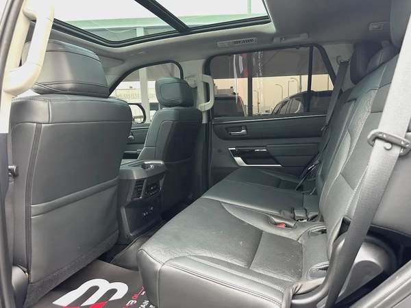 تويوتا سيكويا LIMITED HYBRID IFORCE MAX رمادي / اسود 2023