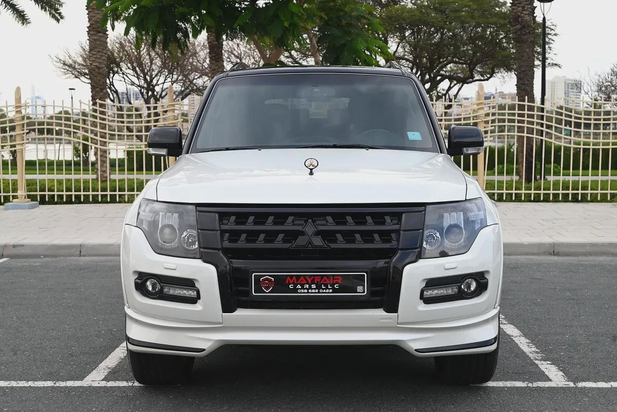 0% DP - SIGNATURE EDITION - MITSUBISHI PAJERO GLS 2020 - ACCIDENT FREE - GCC-1-1