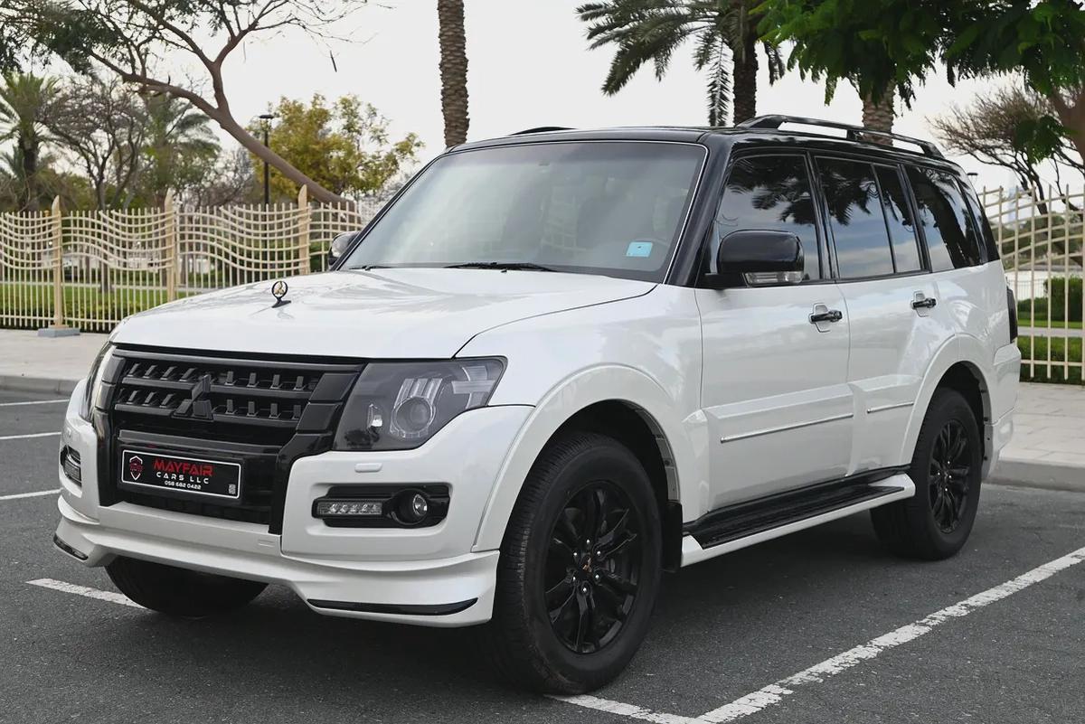 0% DP - SIGNATURE EDITION - MITSUBISHI PAJERO GLS 2020 - ACCIDENT FREE - GCC-2-2