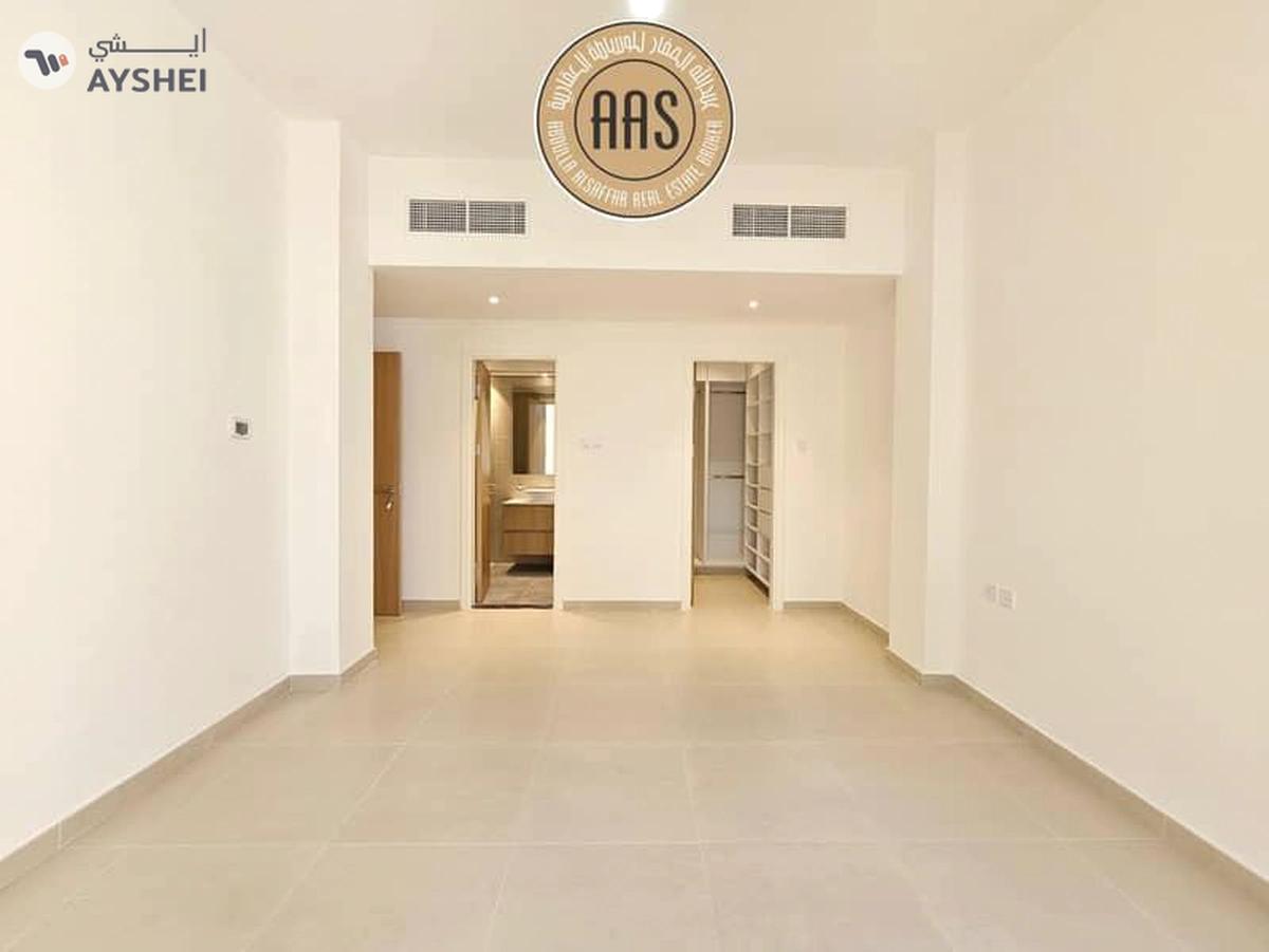 One Month Free Luxury living Concepts Family community-5-5