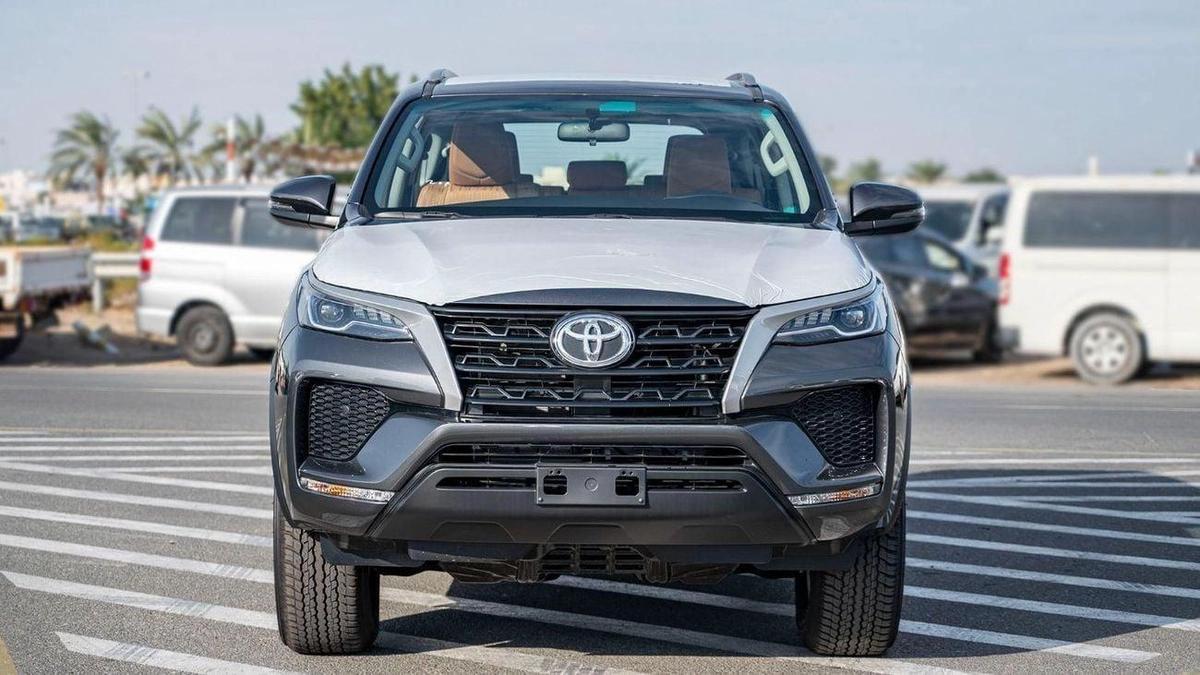 Toyota Fortuner-1-1