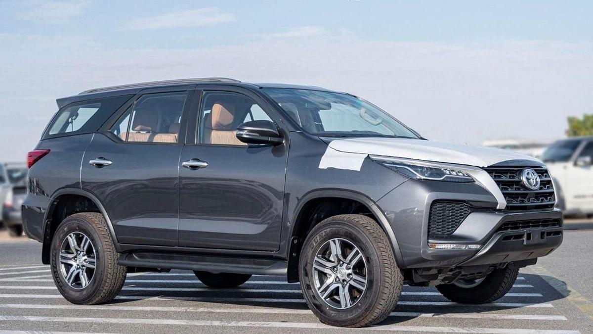 Toyota Fortuner-2-2