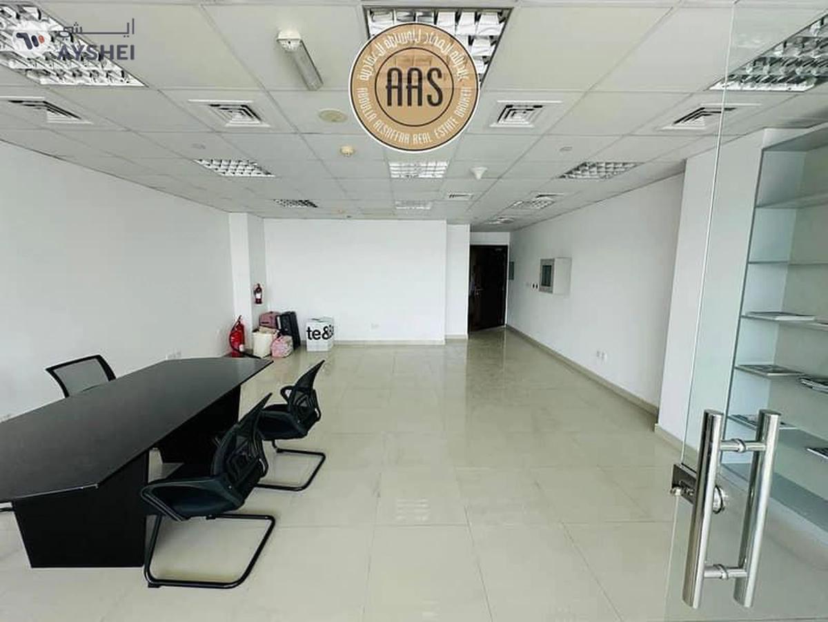 Office space available in dip1 area prime location-1-1