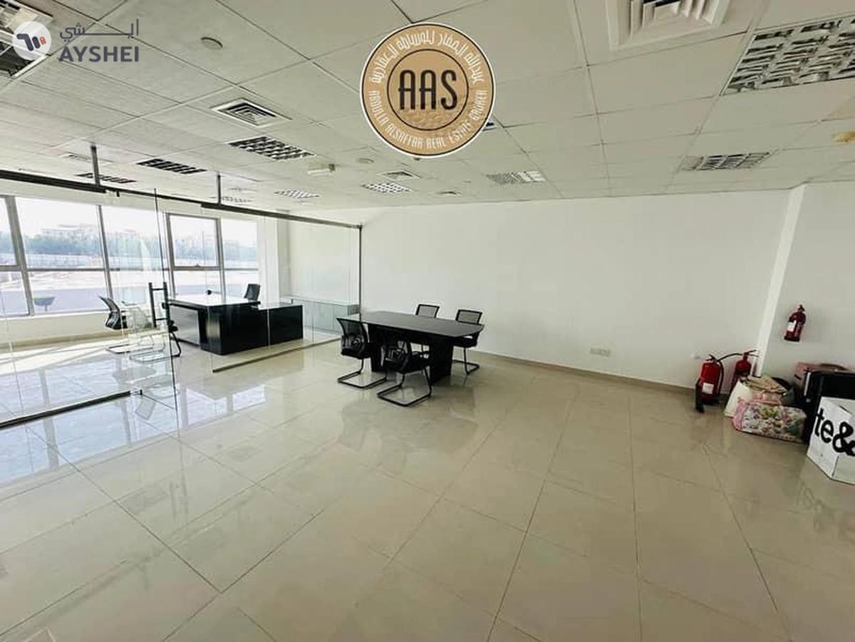 Office space available in dip1 area prime location-2-2