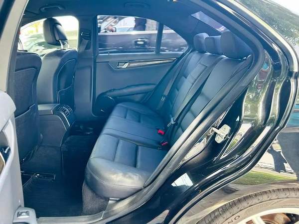 BENZ C300 | 2010 | ONLY | 111271 KM | JAPAN IMPORT | CLEAN TITLE
