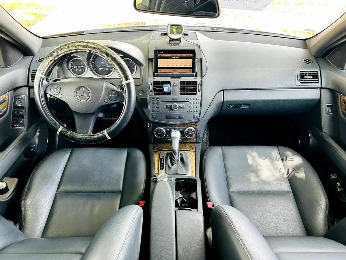 BENZ C300 | 2010 | ONLY | 111271 KM | JAPAN IMPORT | CLEAN TITLE-12-12