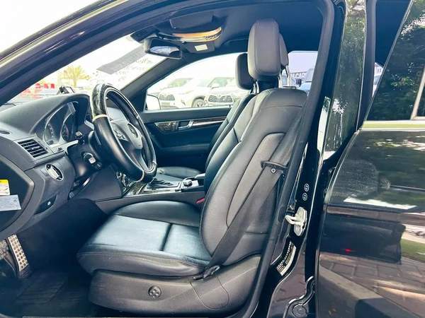 BENZ C300 | 2010 | ONLY | 111271 KM | JAPAN IMPORT | CLEAN TITLE