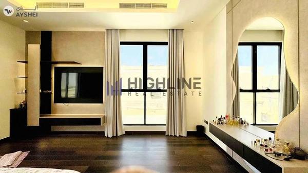 Contemporary Corner Villa Retreat with Swimming Pool