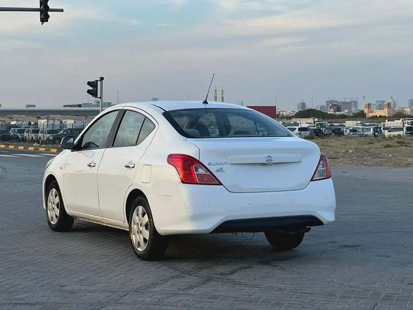 Nissan Sunny 2021 SV 1.6L_GCC Specs _Monthly Installment 480 aed