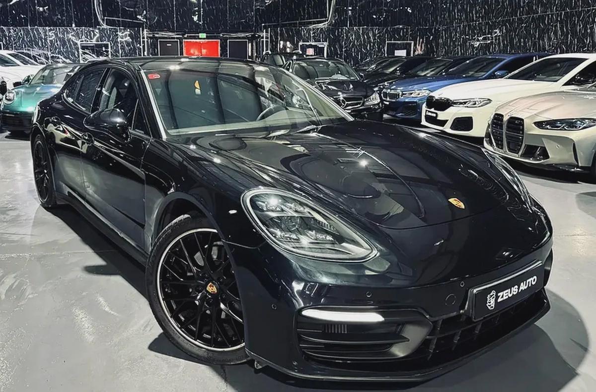 Porsche Panamera 2022 GCC specs for 279,000.00 AED-2-2