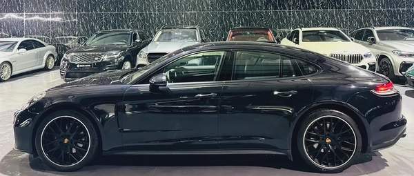 Porsche Panamera 2022 GCC specs for 279,000.00 AED