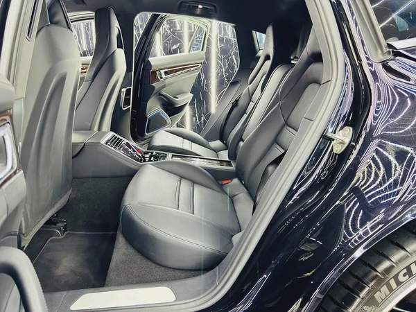 Porsche Panamera 2022 GCC specs for 279,000.00 AED