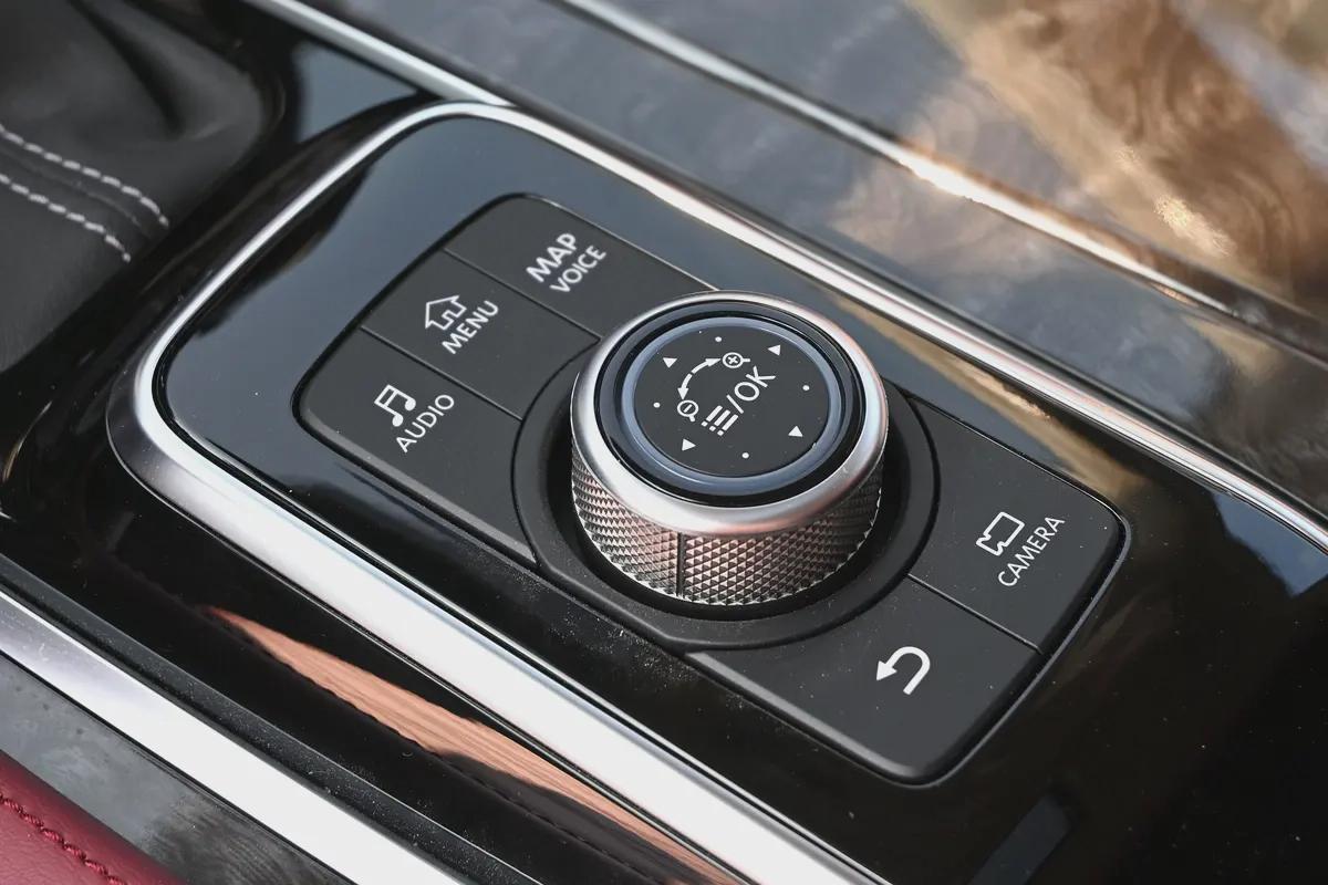 2024 Nissan Patrol SE Platinum City - GCC Specs - Brand New-7-7