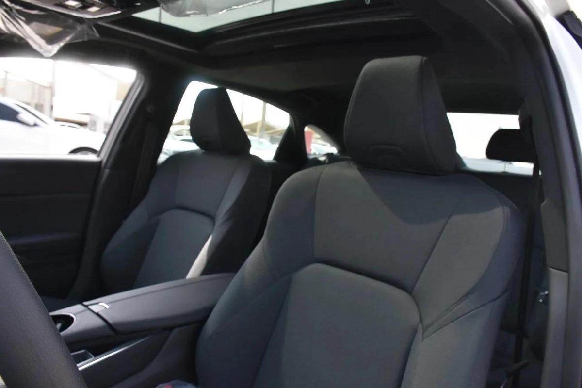 TOYOTA AVALON 2025 | WHITE-12-12