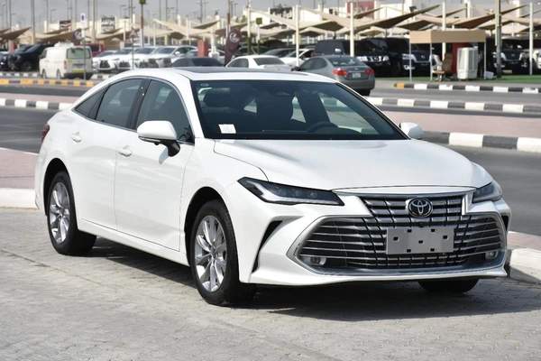 TOYOTA AVALON 2025 | WHITE