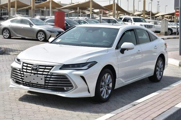 TOYOTA AVALON 2025 | WHITE