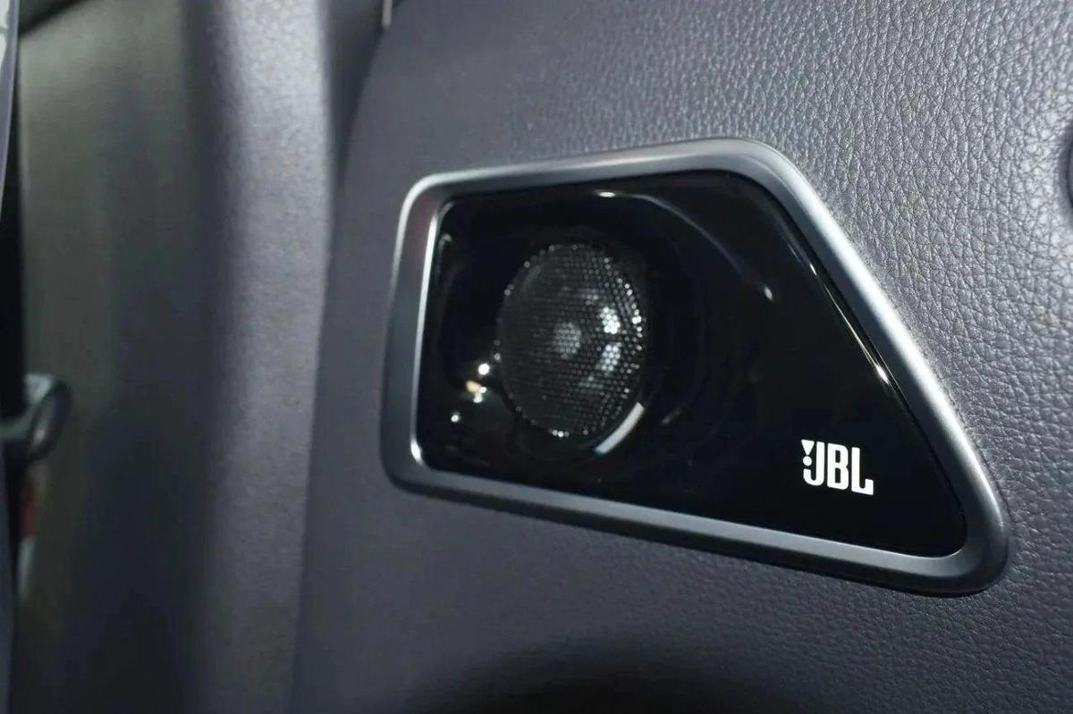 Toyota Land Cruiser LAND cruiser 3.5T VXR Hybrid-2-2
