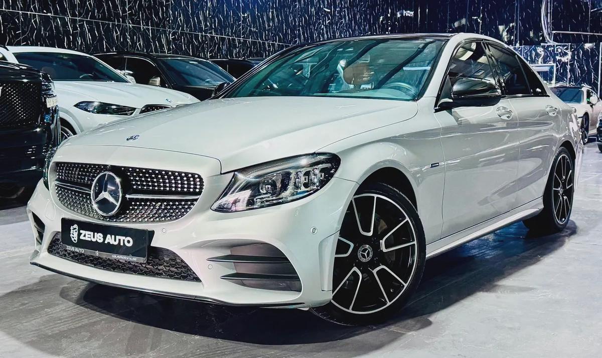 Mercedes-Benz C-Class 300 2020 GCC specs for 110,000.00 AED-0-0
