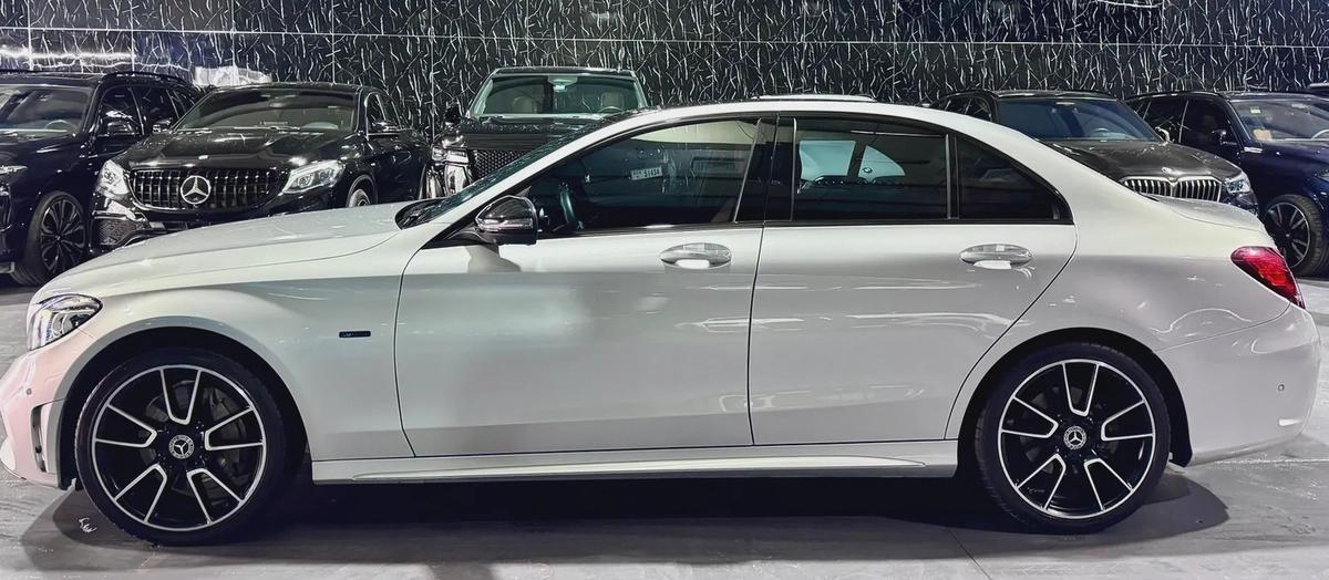 Mercedes-Benz C-Class 300 2020 GCC specs for 110,000.00 AED-6-6