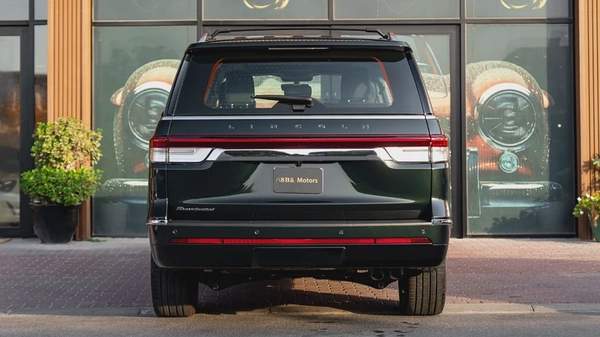 2024 Lincoln Navigator Presidential, Lincoln Warranty + Service Pack, Low Kms, 7-Seater, GCC