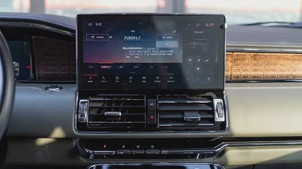 2024 Lincoln Navigator Presidential, Lincoln Warranty + Service Pack, Low Kms, 7-Seater, GCC