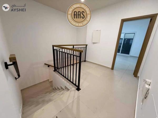 SPACIOUS AND EXCELLENT 4BED+MAID VILLA AVAILABLE IN VILLANOVA